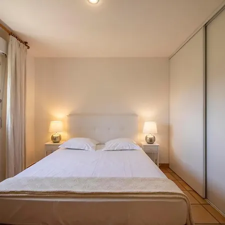 Rossa Palombaggia T4 Villa *